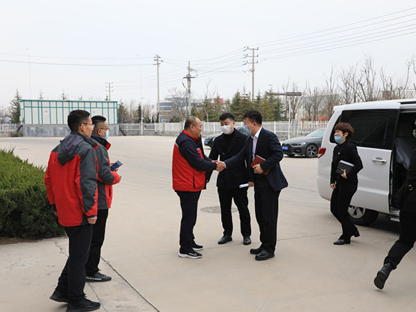 青島高新區(qū)管委領導蒞臨公司參觀考察 青島高新區(qū)管委領導蒞臨公司參觀考察